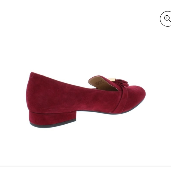 Michael Kors Caroline Loafer - Picture 2 of 11